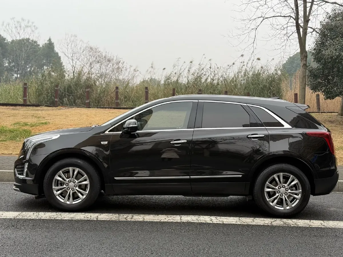 2021 Cadillac XT5 2.0T 237HP L4 9AT,autocango,china used car exporter,china ev exporter,chinese used car exporter,chinese used ev exporter