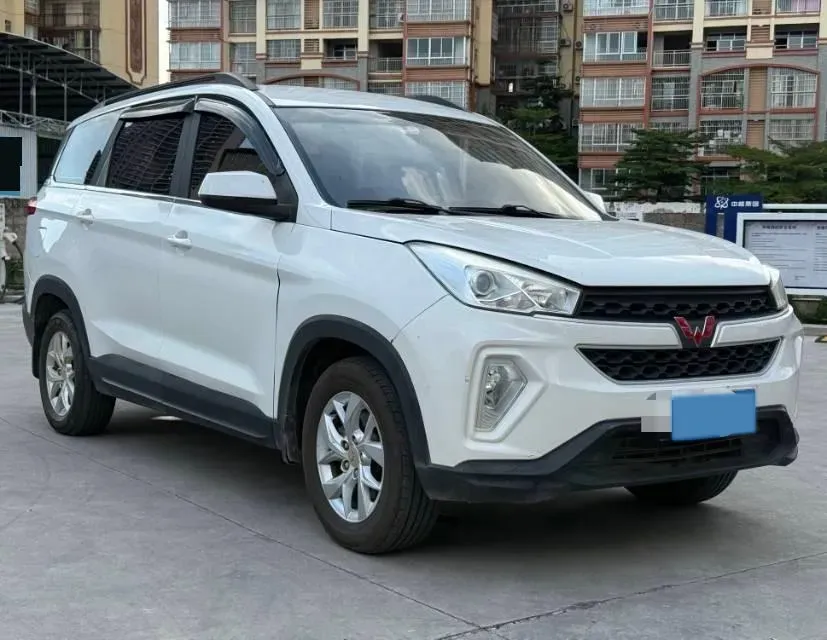 2018 WuLing HongGuang S3 1.5T 150HP L4 6MT,autocango,china used car exporter,china ev exporter,chinese used car exporter,chinese used ev exporter