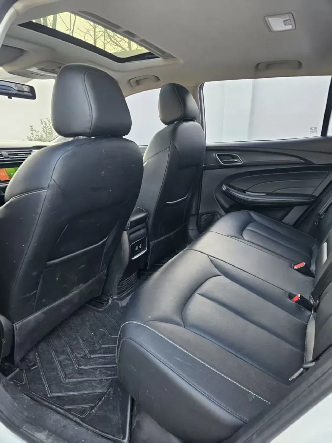 2019 Roewe Ei5 BEV 52.5KWH,autocango,china used car exporter,china ev exporter,chinese used car exporter,chinese used ev exporter