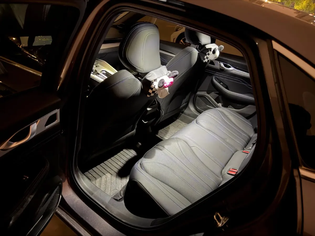 2023 Geely Preface 1.5T 181HP L4 7DCT,autocango,china used car exporter,china ev exporter,chinese used car exporter,chinese used ev exporter