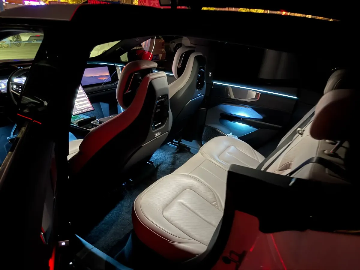 2023 HiPhi Y BEV 115KWH,autocango,china used car exporter,china ev exporter,chinese used car exporter,chinese used ev exporter