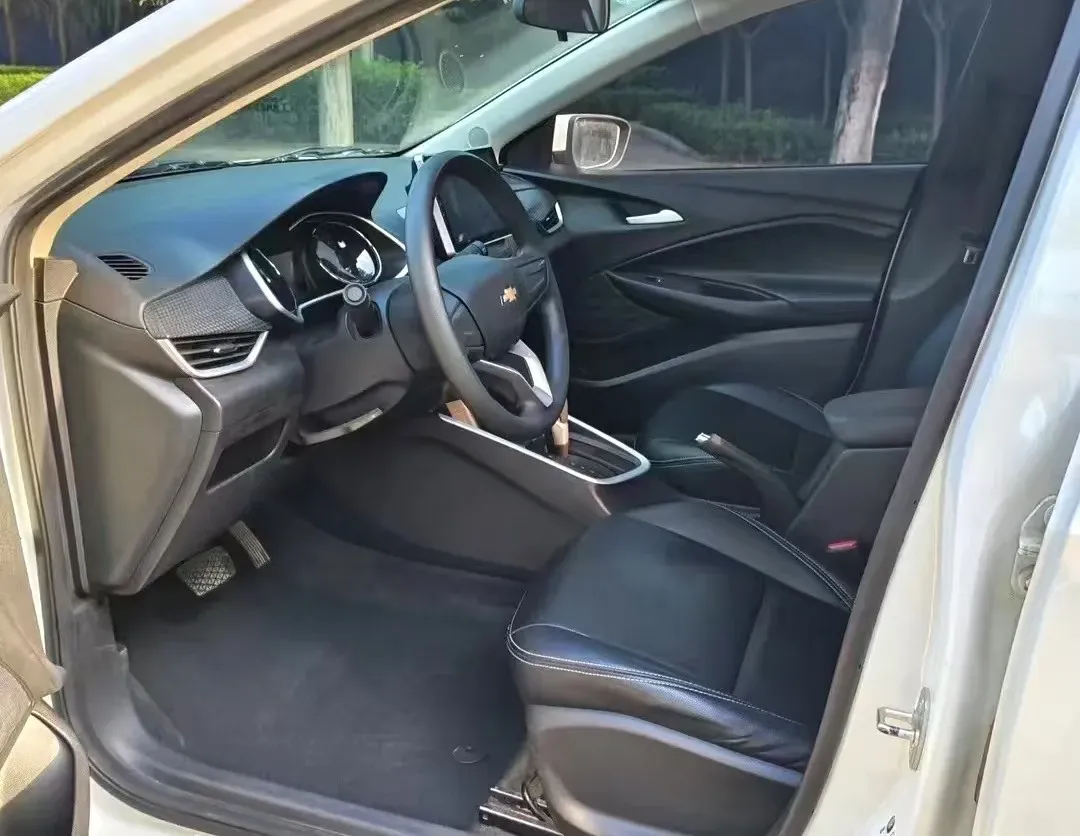 2021 Chevrolet Cavalier 1.0T 125HP L3 6AT,autocango,china used car exporter,china ev exporter,chinese used car exporter,chinese used ev exporter