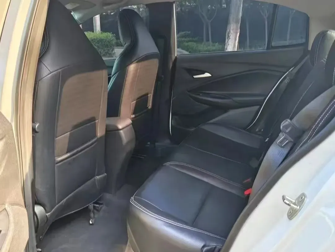 2021 Chevrolet Cavalier 1.0T 125HP L3 6AT,autocango,china used car exporter,china ev exporter,chinese used car exporter,chinese used ev exporter