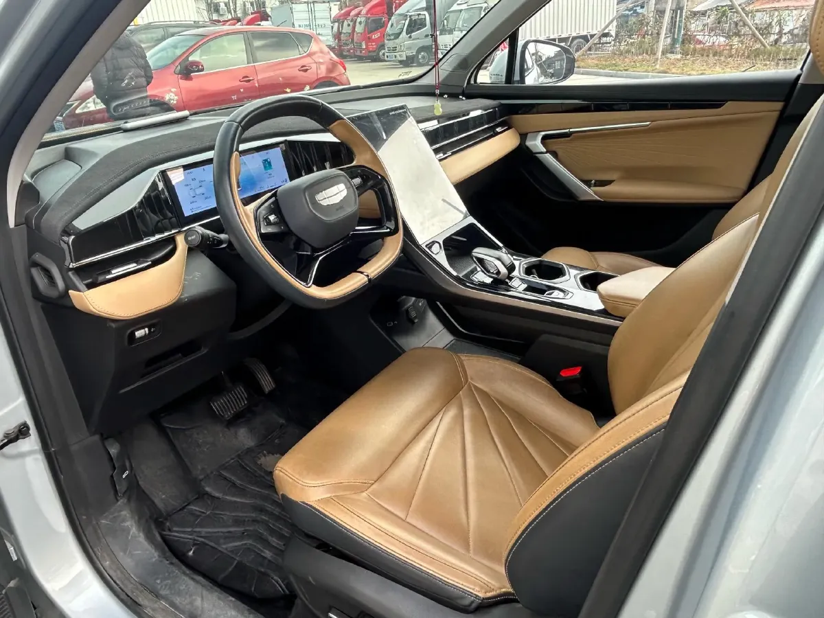 2023 Geely StarRay 1.5T 181HP L4 7DCT,autocango,china used car exporter,china ev exporter,chinese used car exporter,chinese used ev exporter