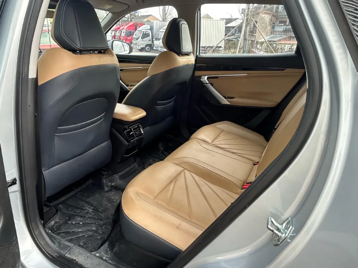 2023 Geely StarRay 1.5T 181HP L4 7DCT,autocango,china used car exporter,china ev exporter,chinese used car exporter,chinese used ev exporter