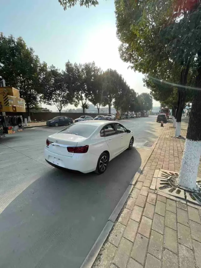 2018 Citroen C4 C-Quatre 1.6L 117HP L4 6AT,autocango,china used car exporter,china ev exporter,chinese used car exporter,chinese used ev exporter