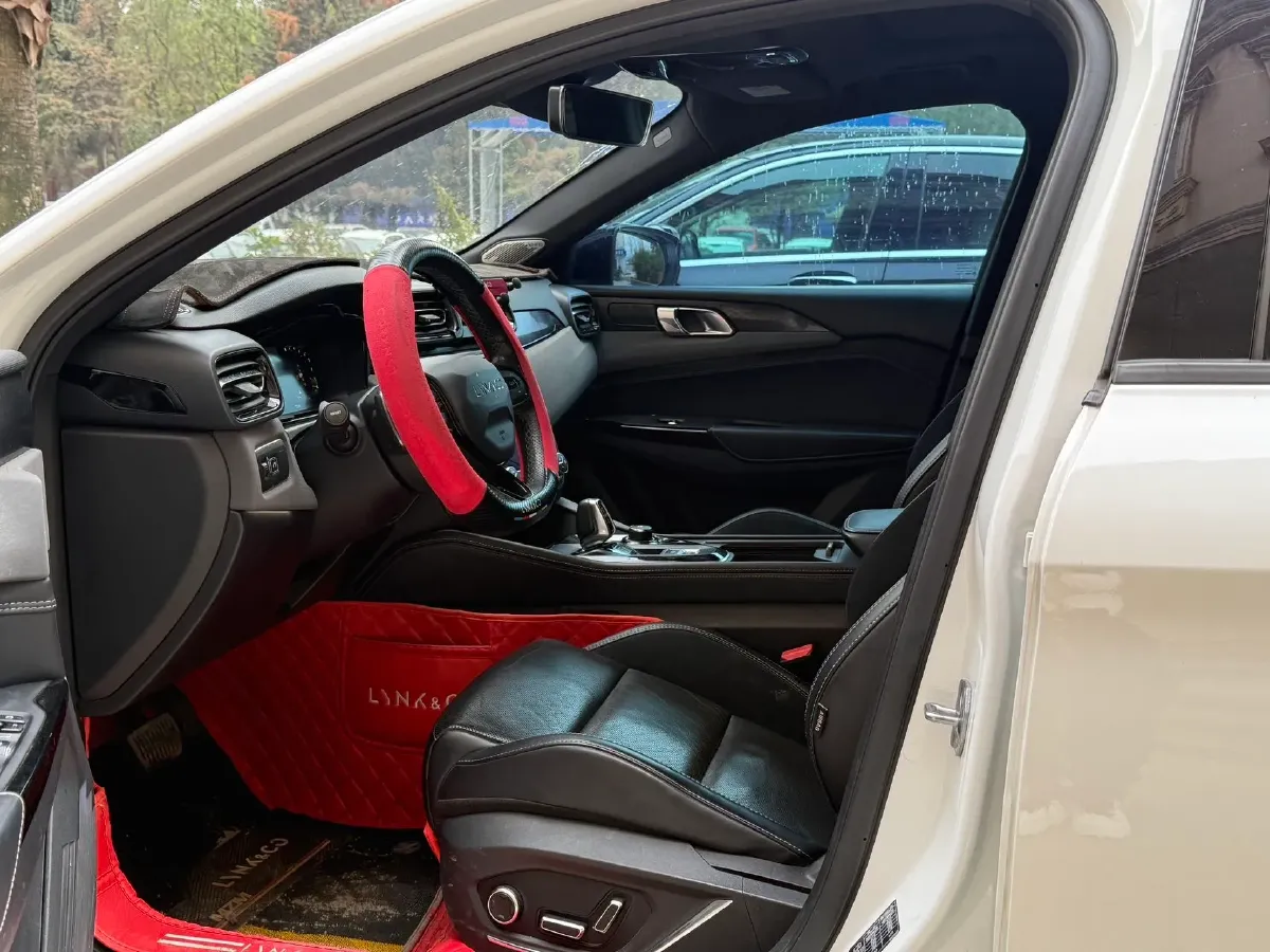 2022 LYNK&CO 03 2.0T 190HP L4 7DCT,autocango,china used car exporter,china ev exporter,chinese used car exporter,chinese used ev exporter