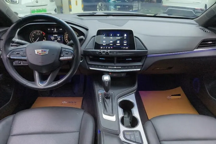 2022 Cadillac CT4 2.0T 237HP L4 8AT,autocango,china used car exporter,china ev exporter,chinese used car exporter,chinese used ev exporter