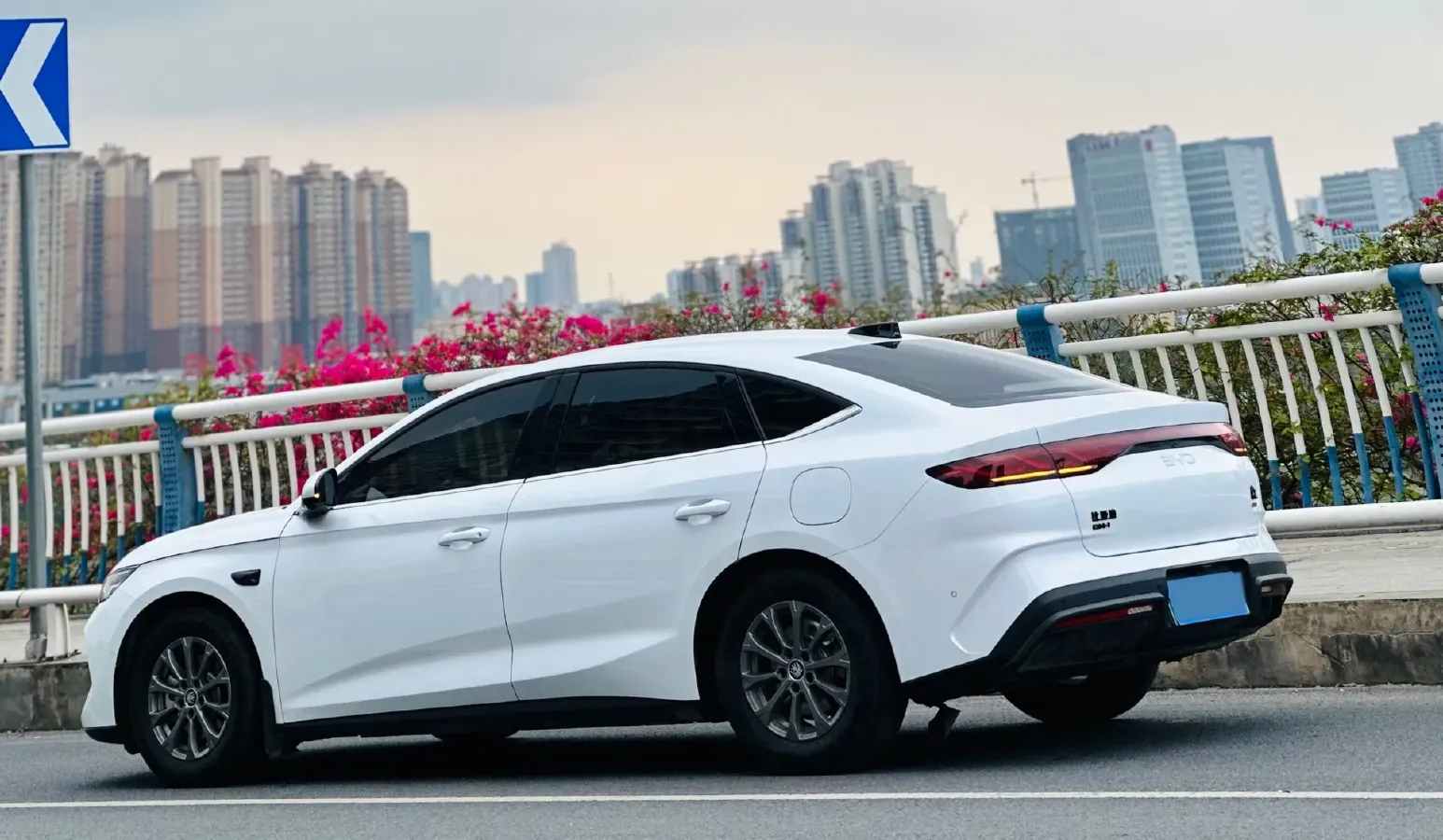 2025 BYD QinL 1.5L 101HP L4 E-CVT PHEV 10.08KWH,autocango,china used car exporter,china ev exporter,chinese used car exporter,chinese used ev exporter