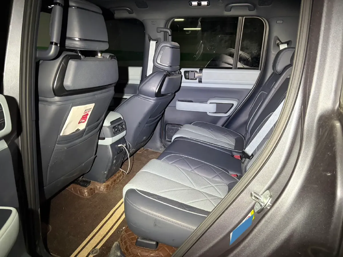 2023 FangChengBao Bao 5 1.5T 194HP L4 E-CVT PHEV 31.8KWH,autocango,china used car exporter,china ev exporter,chinese used car exporter,chinese used ev exporter