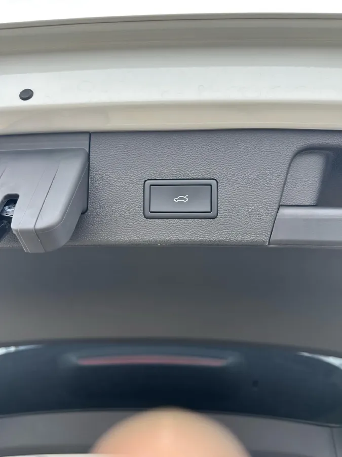 2023 Volkswagen Tharu 1.5T 160HP L4 7DCT,autocango,china used car exporter,china ev exporter,chinese used car exporter,chinese used ev exporter