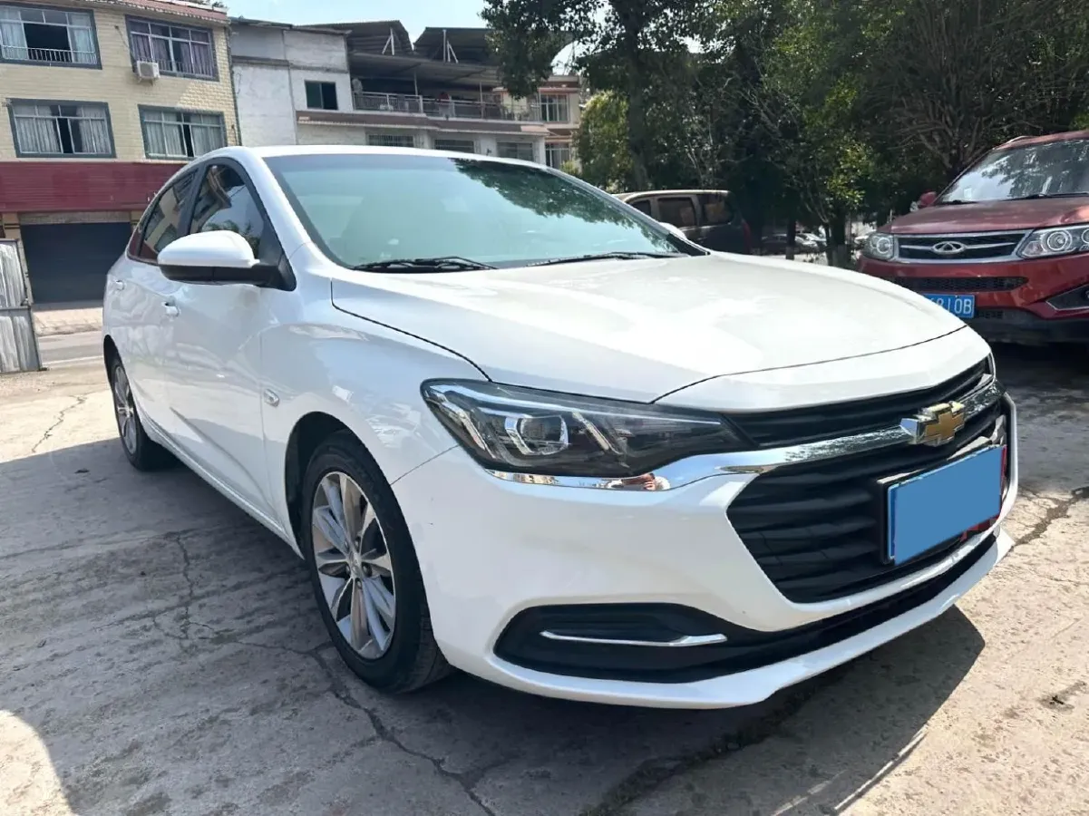 2020 Chevrolet Monza 1.5L 113HP L4 6AT,autocango,china used car exporter,china ev exporter,chinese used car exporter,chinese used ev exporter