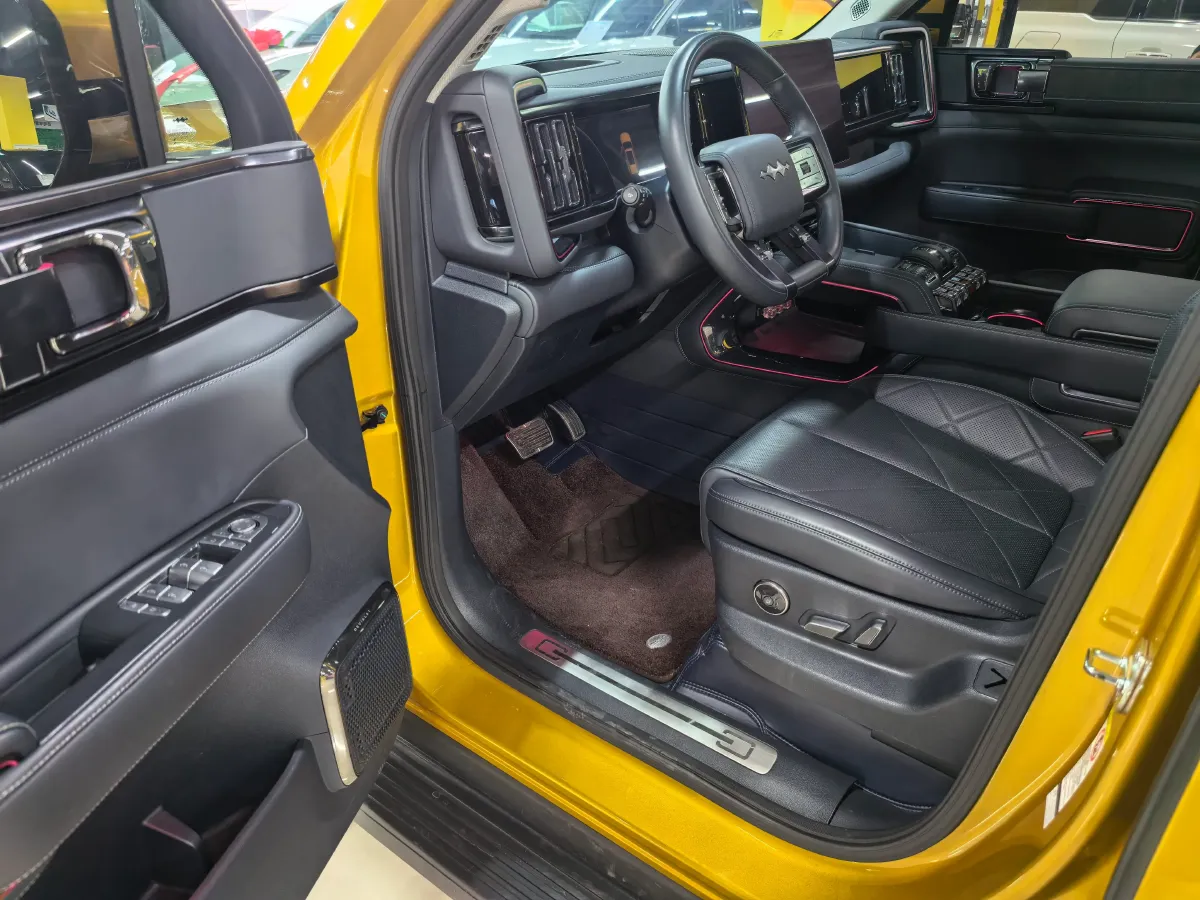 2023 FangChengBao Bao 5 1.5T 194HP L4 E-CVT PHEV 31.8KWH,autocango,china used car exporter,china ev exporter,chinese used car exporter,chinese used ev exporter