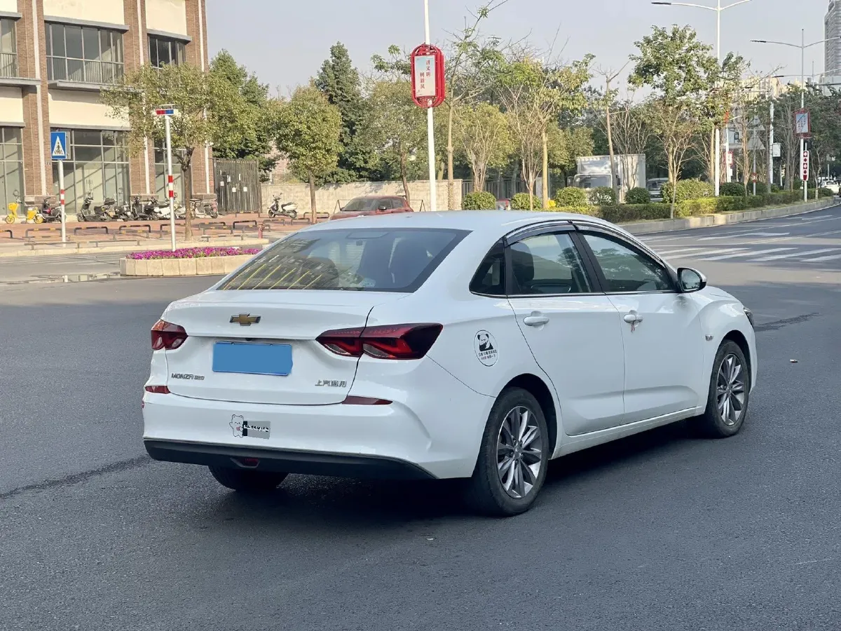 2022 Chevrolet Monza 1.5L 113HP L4 6AT,autocango,china used car exporter,china ev exporter,chinese used car exporter,chinese used ev exporter