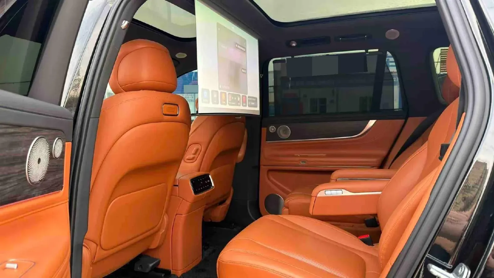 2024 AITO AITO M9 1.5T 152HP L4 REEV 42KWH,autocango,china used car exporter,china ev exporter,chinese used car exporter,chinese used ev exporter