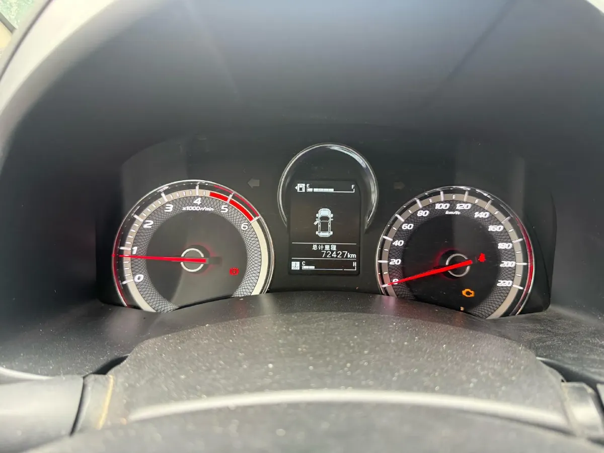 2022 Isuzu RE-MAX Jim 2.8T 120HP L4 5MT,autocango,china used car exporter,china ev exporter,chinese used car exporter,chinese used ev exporter