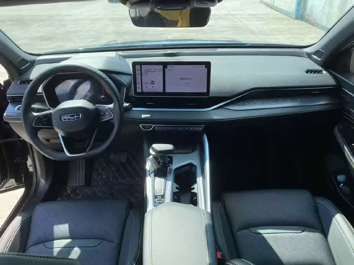 2025 Geely Preface 1.5T 181HP L4 7DCT,autocango,china used car exporter,china ev exporter,chinese used car exporter,chinese used ev exporter