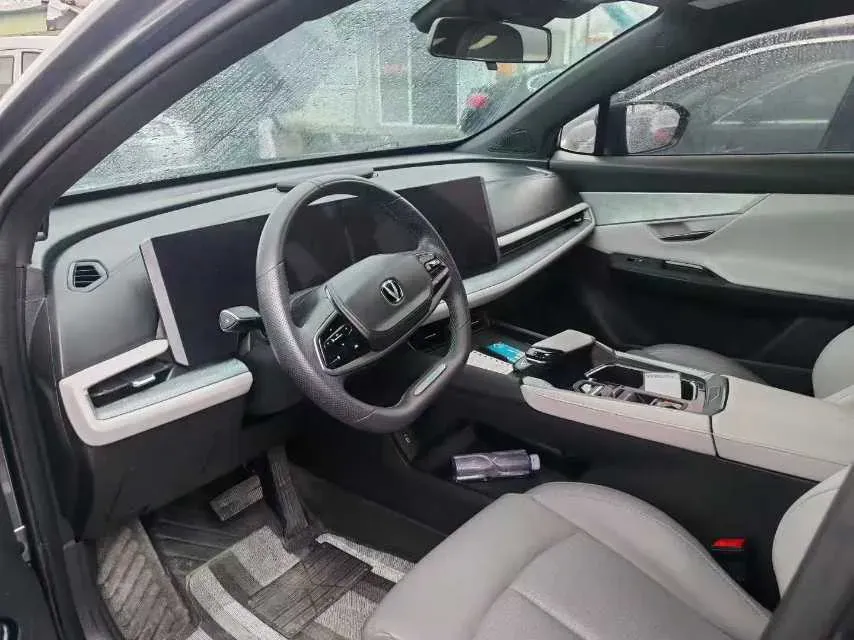 2023 ChangAn UNI-T 1.5T 188HP L4 7DCT,autocango,china used car exporter,china ev exporter,chinese used car exporter,chinese used ev exporter