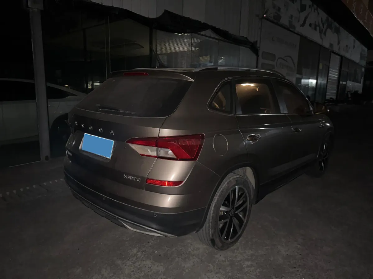 2020 Skoda Kamiq 1.2T 116HP L4 7DCT,autocango,china used car exporter,china ev exporter,chinese used car exporter,chinese used ev exporter