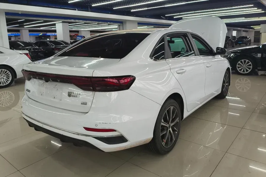 2022 Geely Emgrand 1.5L 114HP L4 CVT,autocango,china used car exporter,china ev exporter,chinese used car exporter,chinese used ev exporter