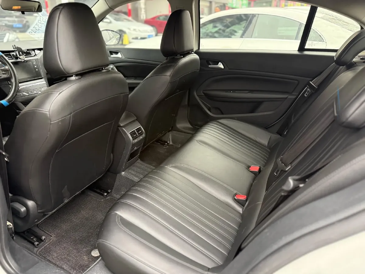 2018 Peugeot 408 1.6T 167HP L4 6AT,autocango,china used car exporter,china ev exporter,chinese used car exporter,chinese used ev exporter