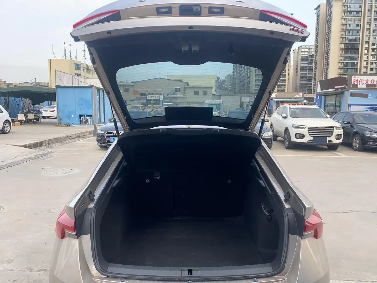 2022 Skoda Octavia 1.4T 150HP L4 7DCT,autocango,china used car exporter,china ev exporter,chinese used car exporter,chinese used ev exporter