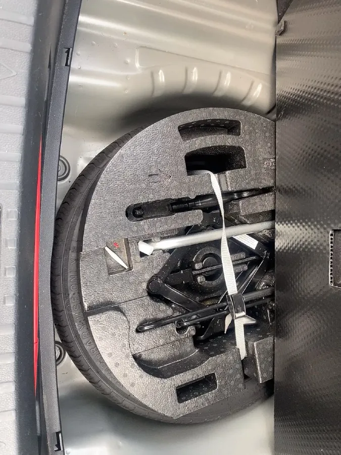 2022 Skoda Octavia 1.4T 150HP L4 7DCT,autocango,china used car exporter,china ev exporter,chinese used car exporter,chinese used ev exporter