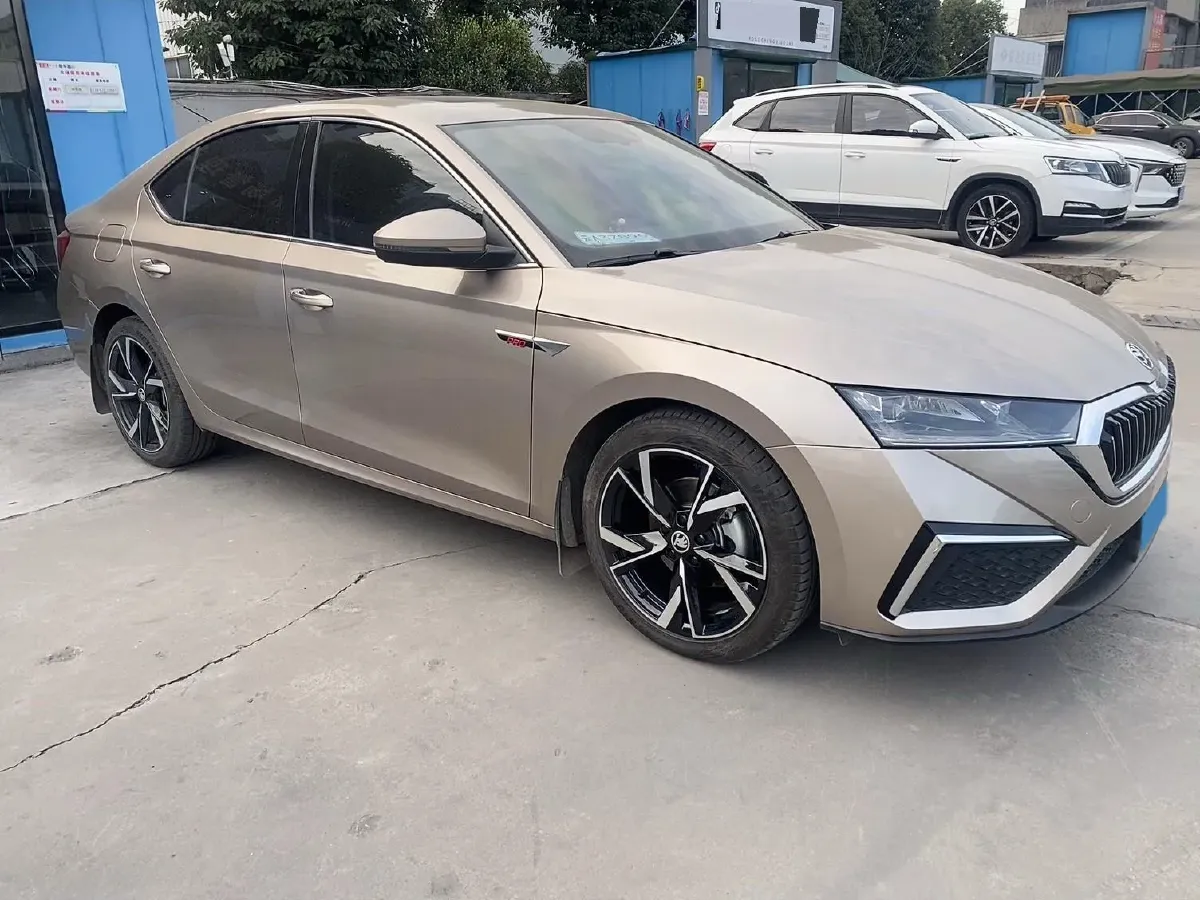 2022 Skoda Octavia 1.4T 150HP L4 7DCT,autocango,china used car exporter,china ev exporter,chinese used car exporter,chinese used ev exporter