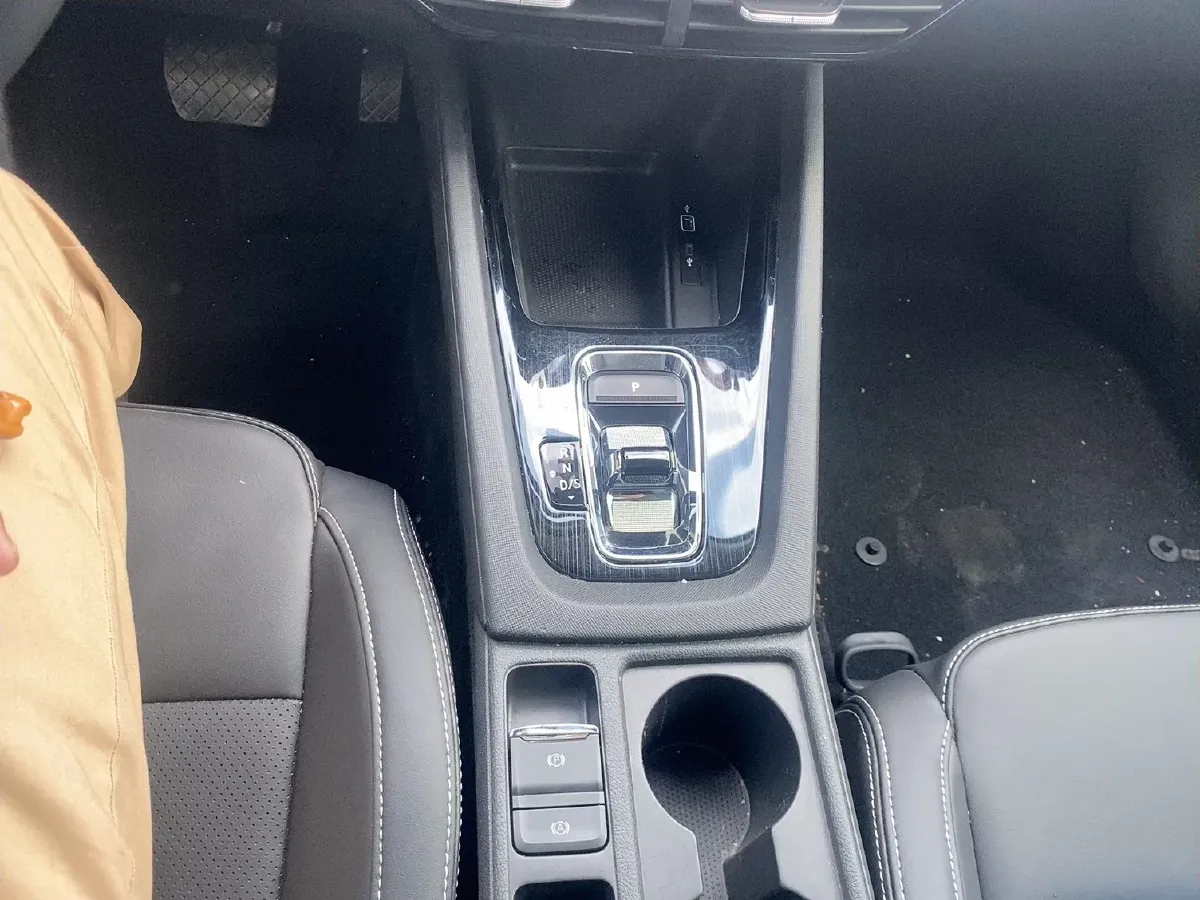 2022 Skoda Octavia 1.4T 150HP L4 7DCT,autocango,china used car exporter,china ev exporter,chinese used car exporter,chinese used ev exporter