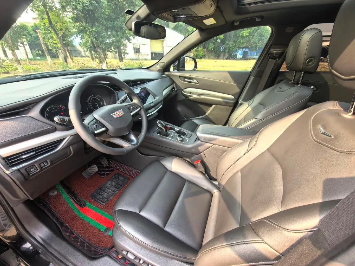 2018 Cadillac XT4 2.0T 241HP L4 9AT,autocango,china used car exporter,china ev exporter,chinese used car exporter,chinese used ev exporter