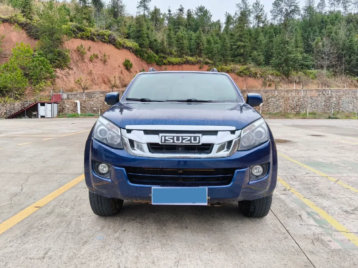 2019 Isuzu LingTuo 2.5T 129HP L4 6AT,autocango,china used car exporter,china ev exporter,chinese used car exporter,chinese used ev exporter
