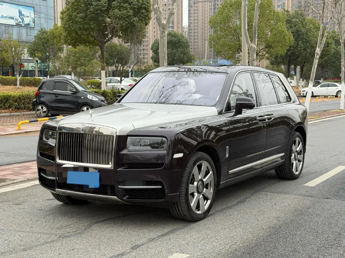 2018 Rolls-Royce Cullinan 6.7T 571HP V12 8AT,autocango,china used car exporter,china ev exporter,chinese used car exporter,chinese used ev exporter