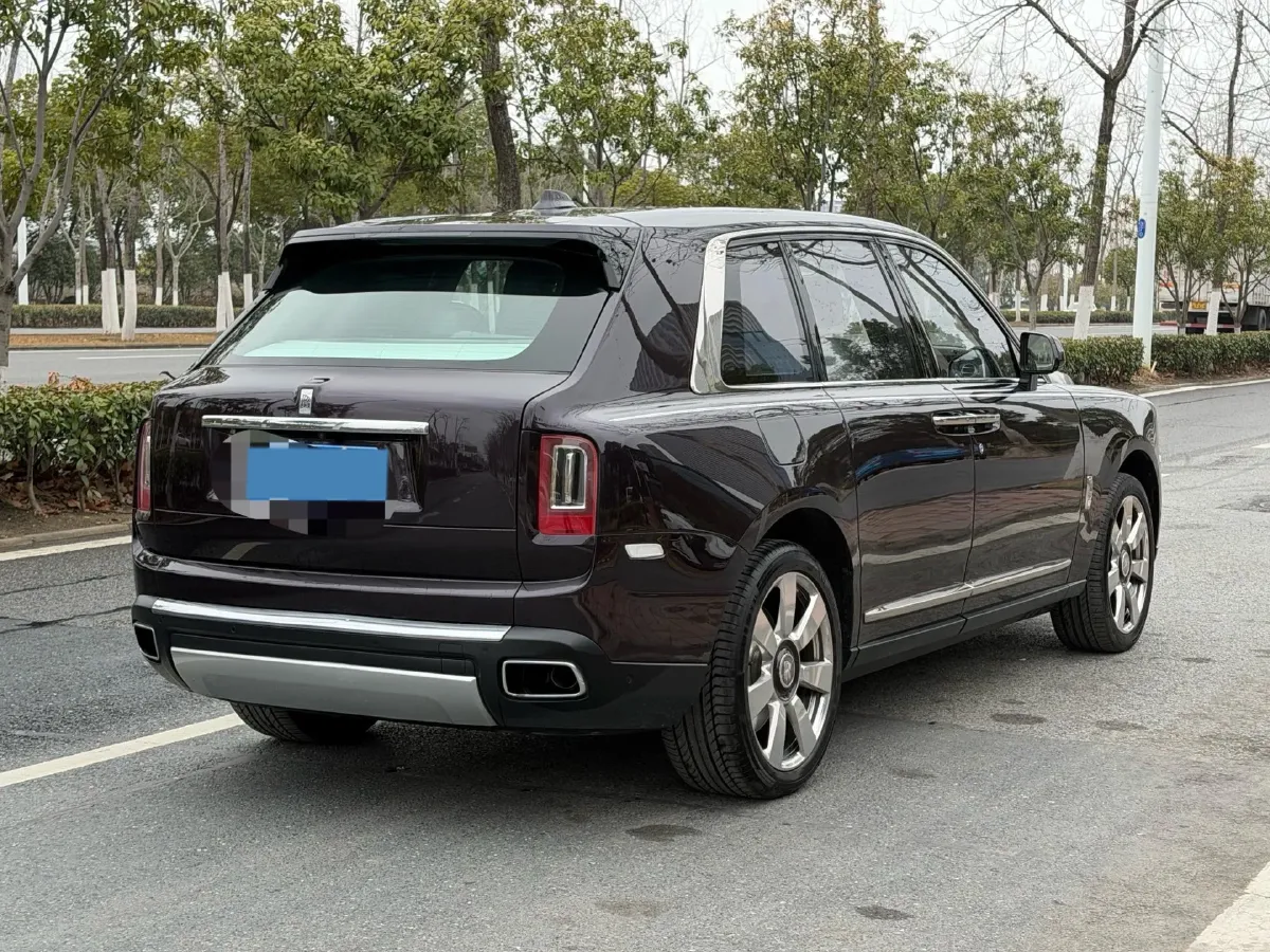 2018 Rolls-Royce Cullinan 6.7T 571HP V12 8AT,autocango,china used car exporter,china ev exporter,chinese used car exporter,chinese used ev exporter