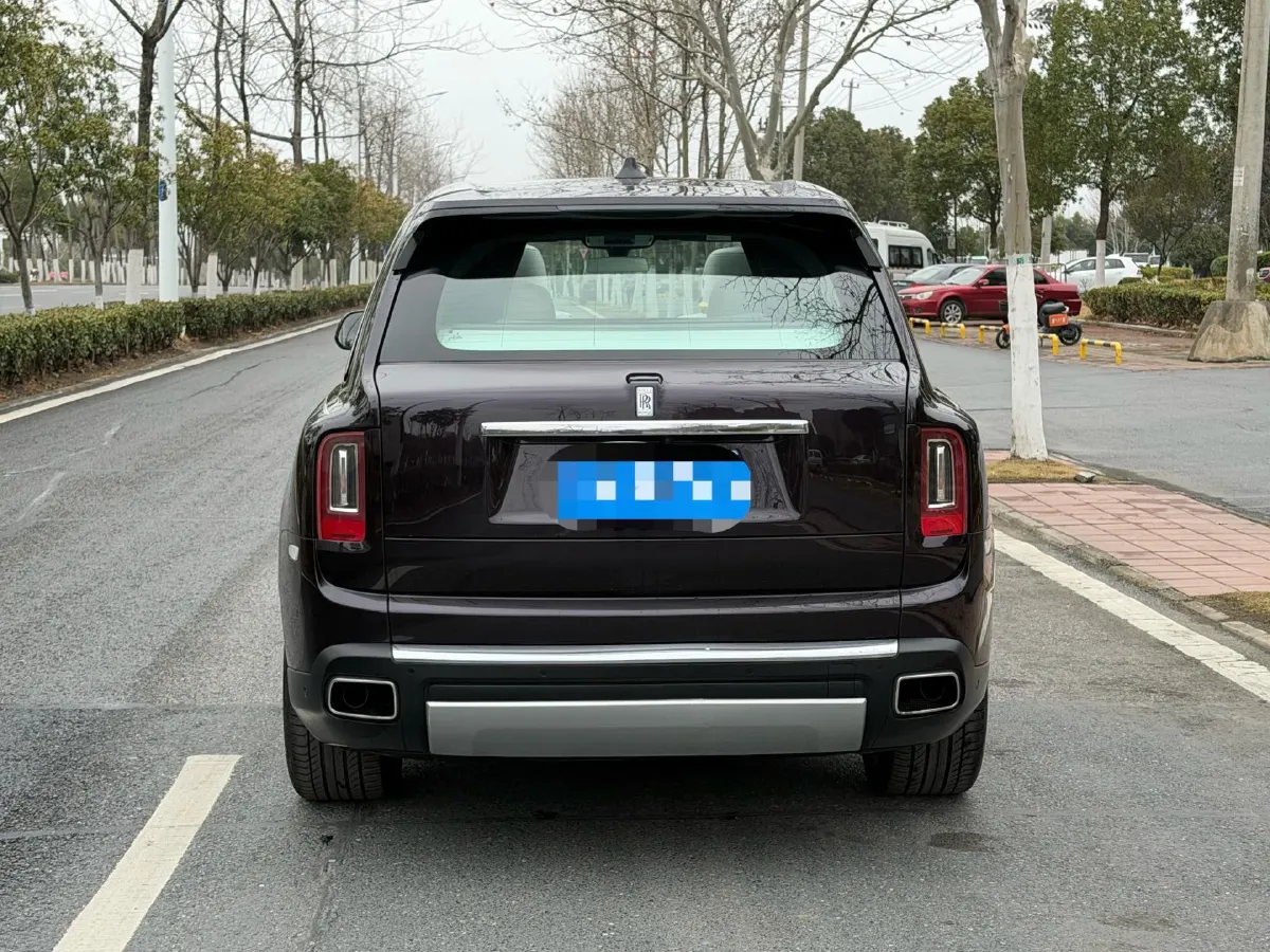 2018 Rolls-Royce Cullinan 6.7T 571HP V12 8AT,autocango,china used car exporter,china ev exporter,chinese used car exporter,chinese used ev exporter