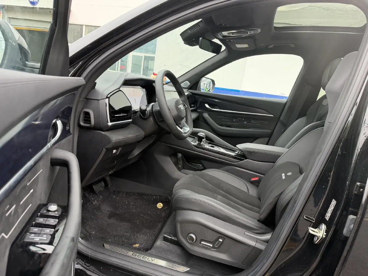 2024 Geely Monjaro 2.0T 238HP L4 8AT,autocango,china used car exporter,china ev exporter,chinese used car exporter,chinese used ev exporter