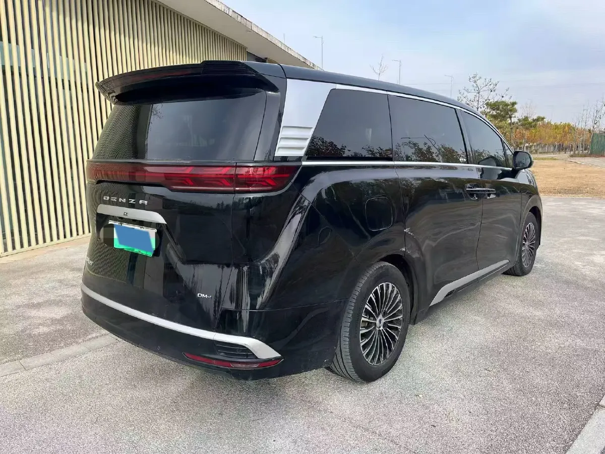 2022 HongQi HS7 3.0T 337HP V6 8AT,autocango,china used car exporter,china ev exporter,chinese used car exporter,chinese used ev exporter