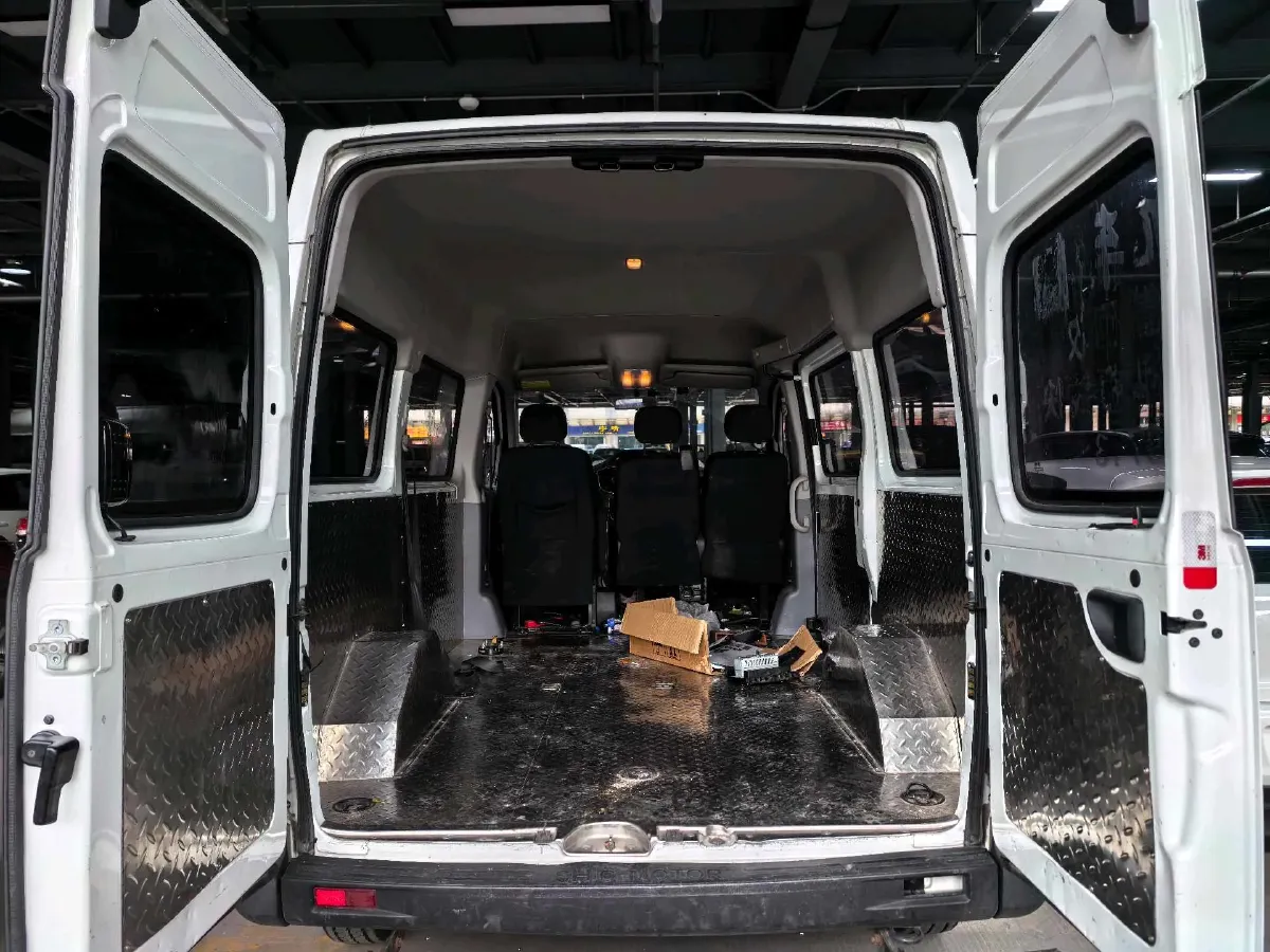 2020 Golden Dragon Sea Lion 1.8L 133HP L4 5MT,autocango,china used car exporter,china ev exporter,chinese used car exporter,chinese used ev exporter