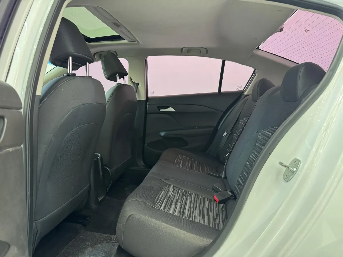 2019 Chevrolet Cavalier 1.5L 113HP L4 6AT,autocango,china used car exporter,china ev exporter,chinese used car exporter,chinese used ev exporter