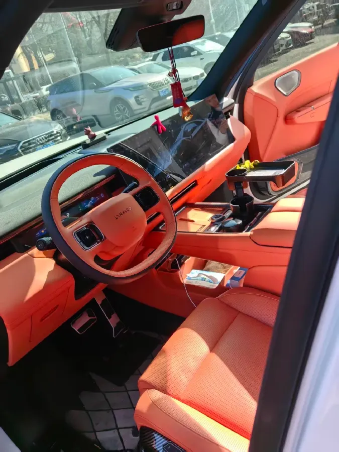 2025 LYNK&CO 900 2.0T 254HP L4 3DHT PHEV,autocango,china used car exporter,china ev exporter,chinese used car exporter,chinese used ev exporter