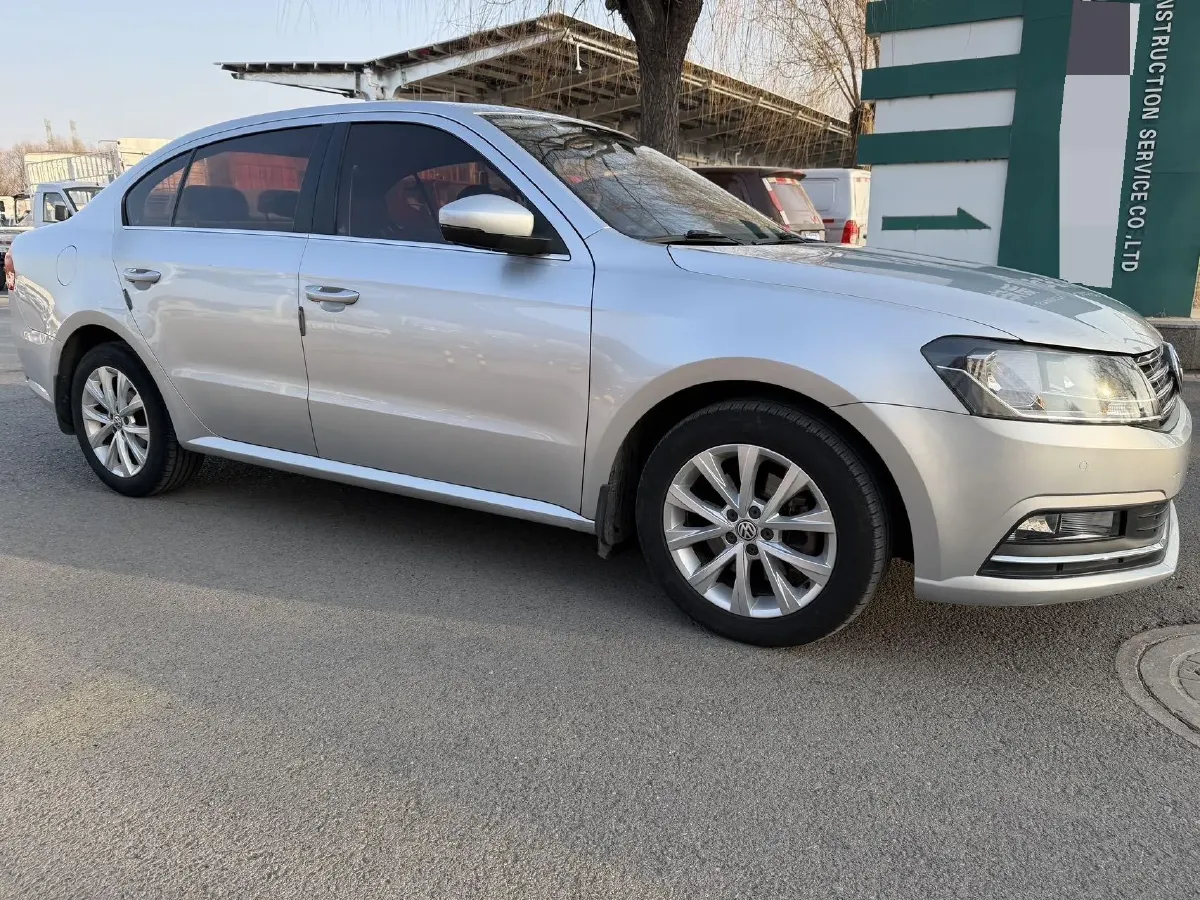 2017 Volkswagen Lavida 1.4T 131HP L4 7DCT,autocango,china used car exporter,china ev exporter,chinese used car exporter,chinese used ev exporter