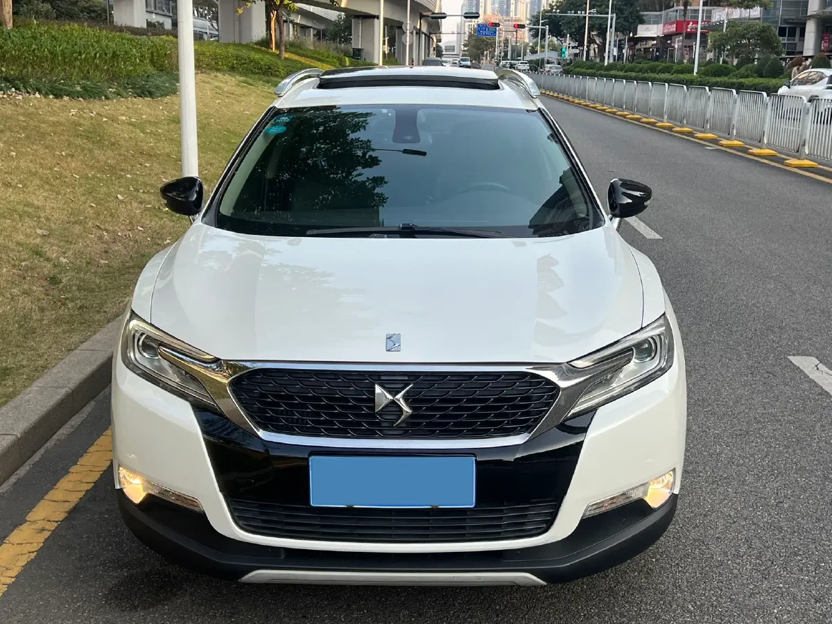 2016 DS 6 1.6T 167HP L4 6AT,autocango,china used car exporter,china ev exporter,chinese used car exporter,chinese used ev exporter