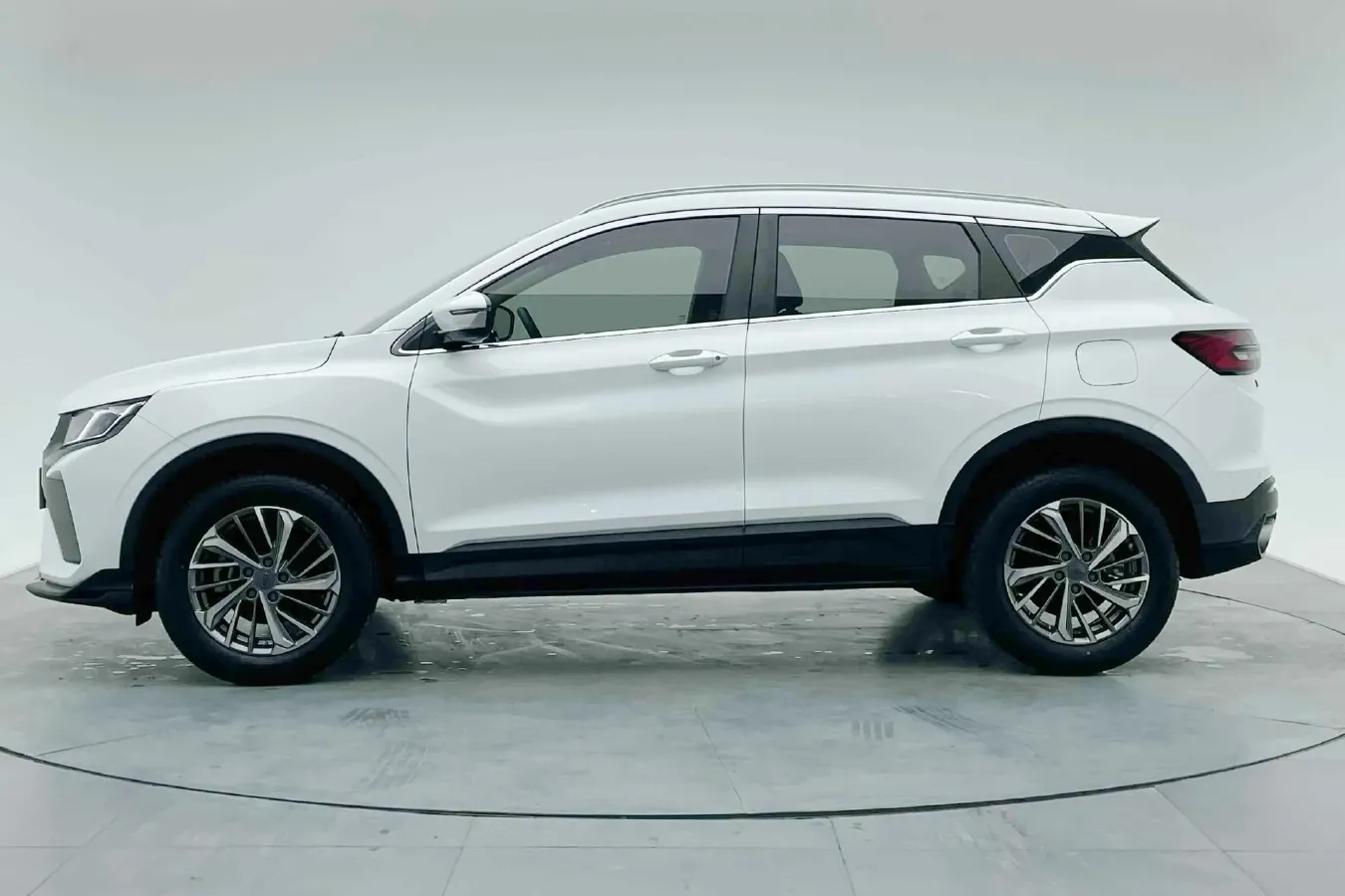 2021 Geely Coolray 1.4T 141HP L4 6DCT,autocango,china used car exporter,china ev exporter,chinese used car exporter,chinese used ev exporter