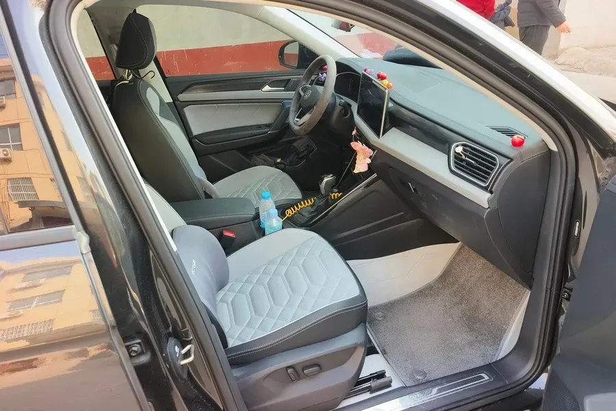 2024 Volkswagen Tayron 1.5T 160HP L4 7DCT,autocango,china used car exporter,china ev exporter,chinese used car exporter,chinese used ev exporter