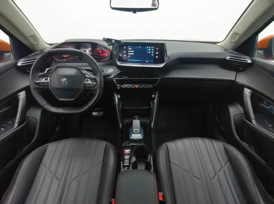 2022 Peugeot 2008 1.2T 136HP L3 6DCT,autocango,china used car exporter,china ev exporter,chinese used car exporter,chinese used ev exporter