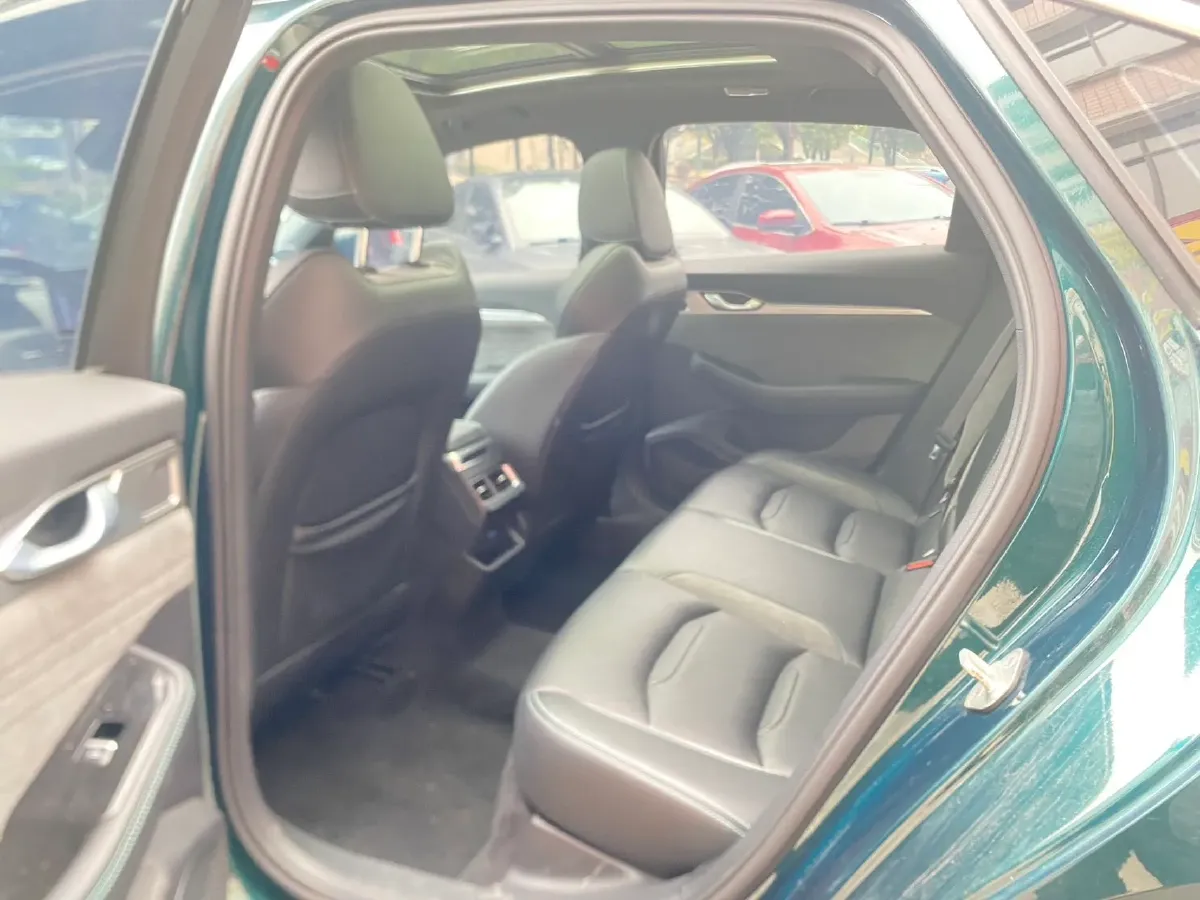 2023 Geely Preface 2.0T 190HP L4 7DCT,autocango,china used car exporter,china ev exporter,chinese used car exporter,chinese used ev exporter