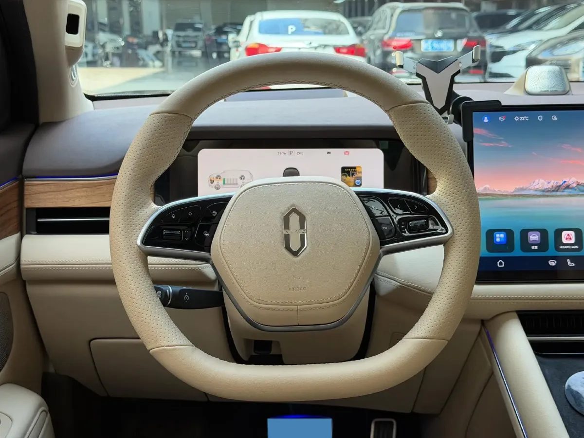 2024 AITO AITO M7 1.5T 152HP L4 REEV 40KWH,autocango,china used car exporter,china ev exporter,chinese used car exporter,chinese used ev exporter