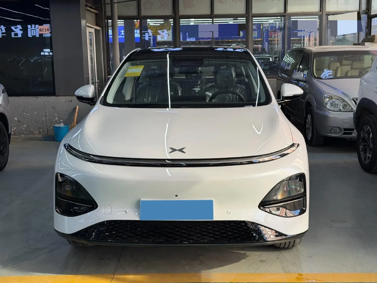 2025 Xpeng G6 BEV 68.5KWH,autocango,china used car exporter,china ev exporter,chinese used car exporter,chinese used ev exporter