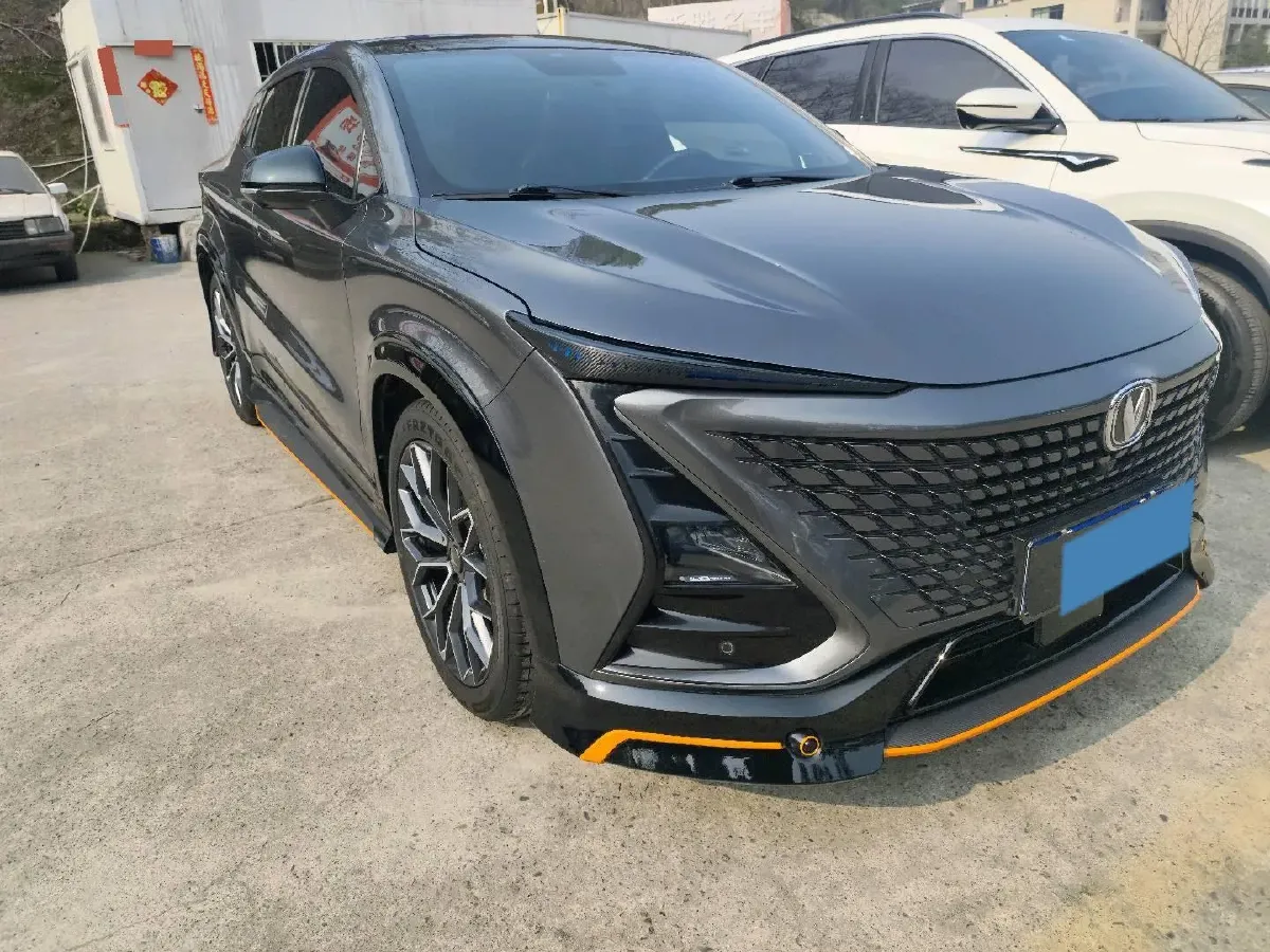 2022 ChangAn UNI-T 1.5T 188HP L4 7DCT,autocango,china used car exporter,china ev exporter,chinese used car exporter,chinese used ev exporter