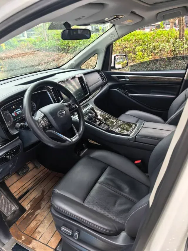 2021 GAC Trumpchi M8 2.0T 252HP L4 8AT,autocango,china used car exporter,china ev exporter,chinese used car exporter,chinese used ev exporter