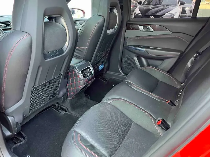 2018 Toyota C-HR 2.0L 171HP L4 CVT,autocango,china used car exporter,china ev exporter,chinese used car exporter,chinese used ev exporter